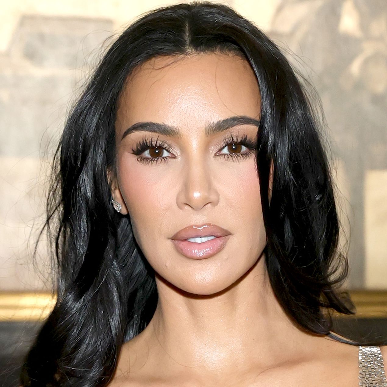 Kim Kardashian's Bob is as Short as Her Manicure